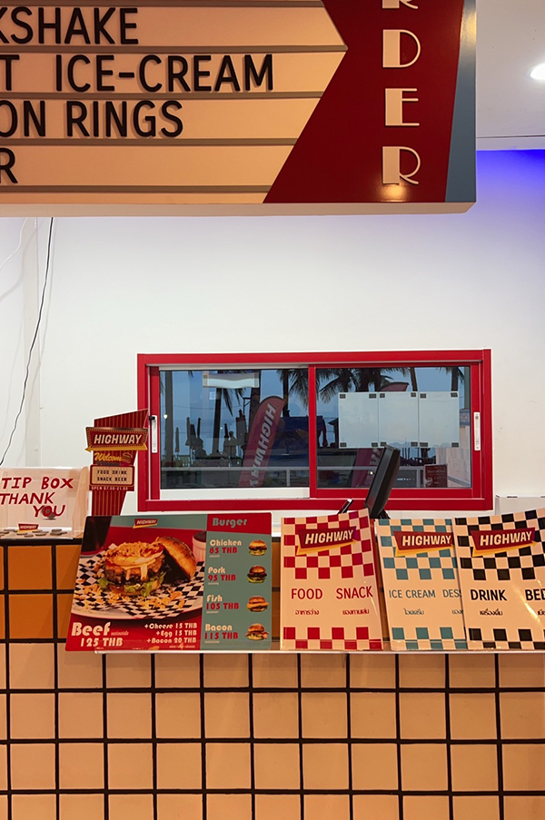 ภาพร้านค้า Highway Cafe ไฮเวย์ คาเฟ่ บางแสน ภาพที่ 4